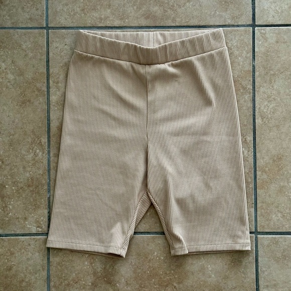 H&M Pants - H&M Divided Ribbed Biker / Cycling Shorts